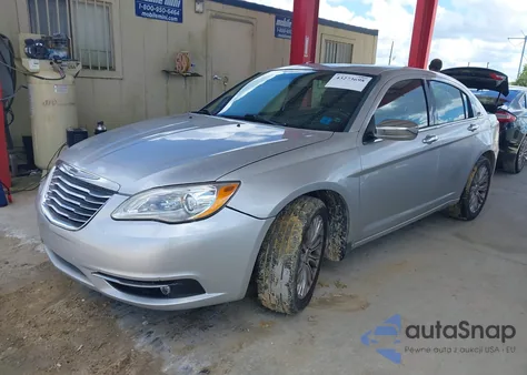 2012 Chrysler 200 Limited z USA, uszkodzony, nr VIN 1C3CCBCB6CN197247